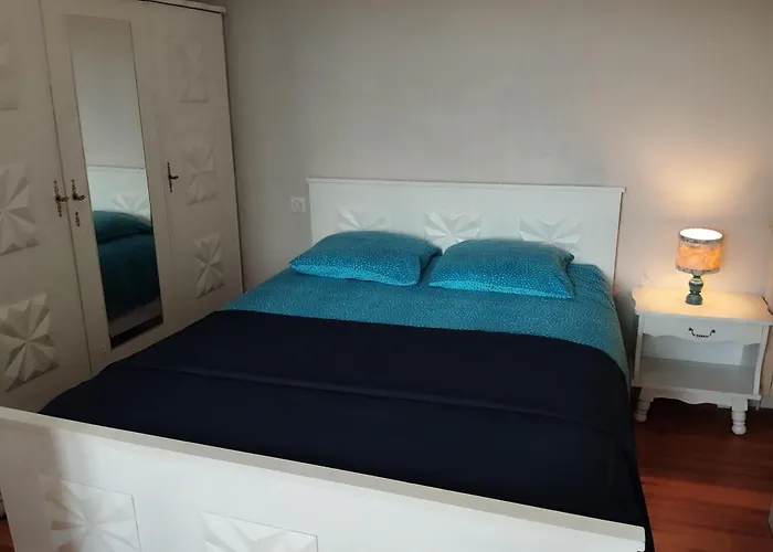 Сasa de vacaciones Le Lucimond *